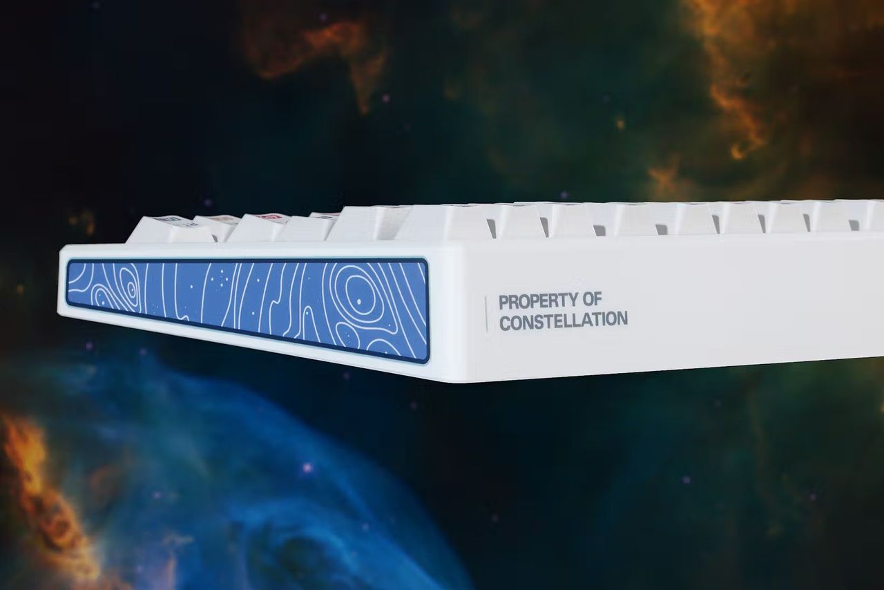 Shots of the keyboard, keys, cable, and deskmat included in the Drop x Starfield collab