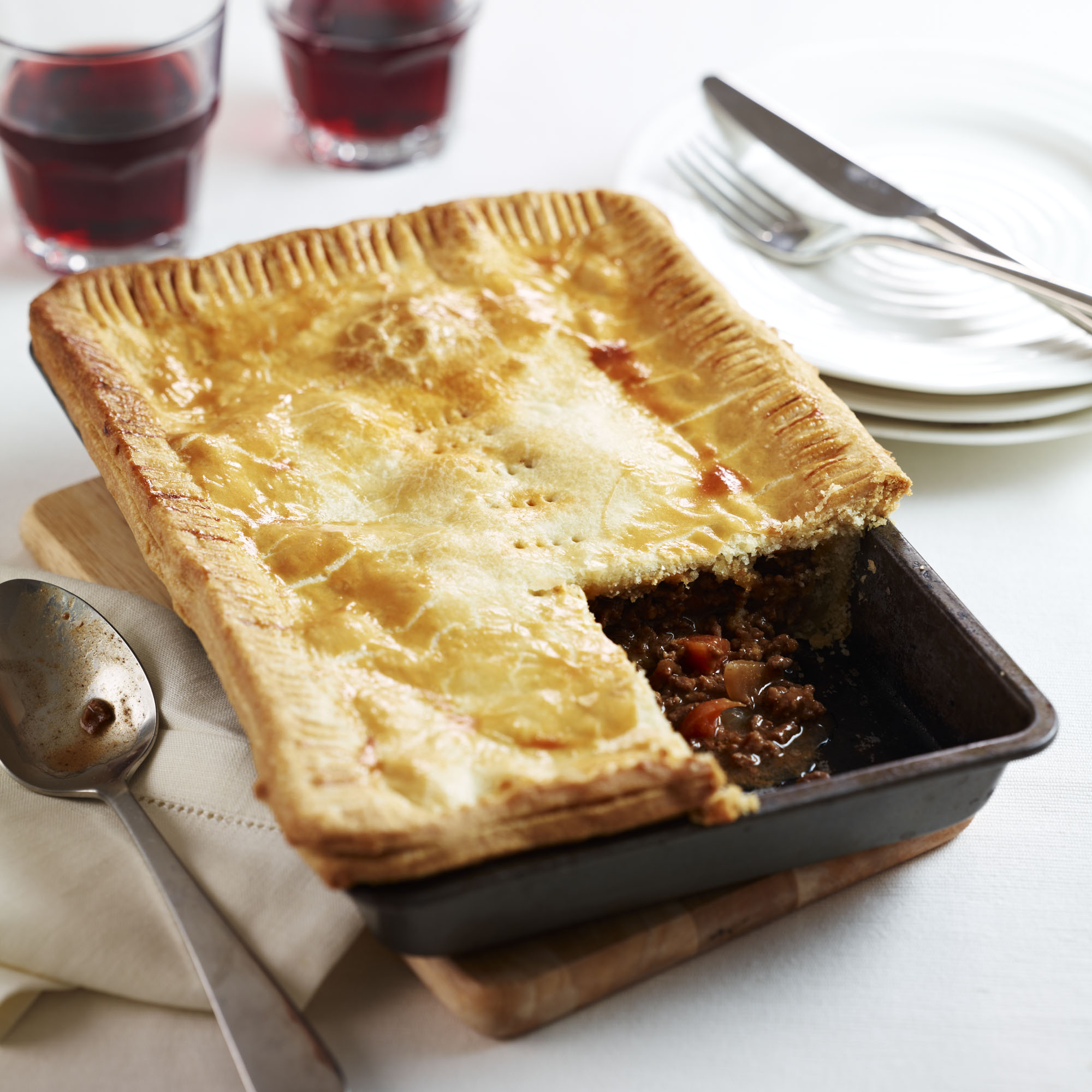 Traditional Meat and Onion Pie, Dinner Recipes