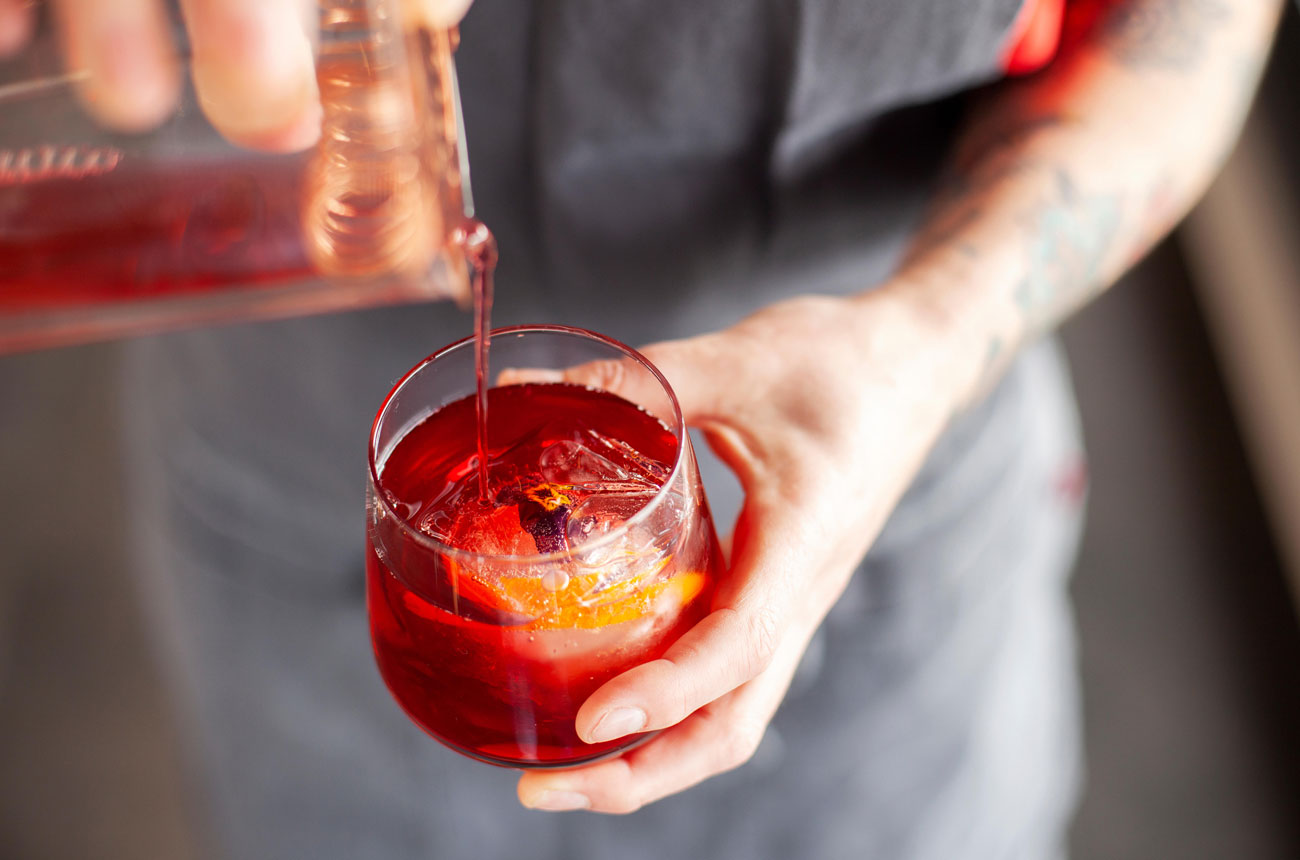 Making Negroni
