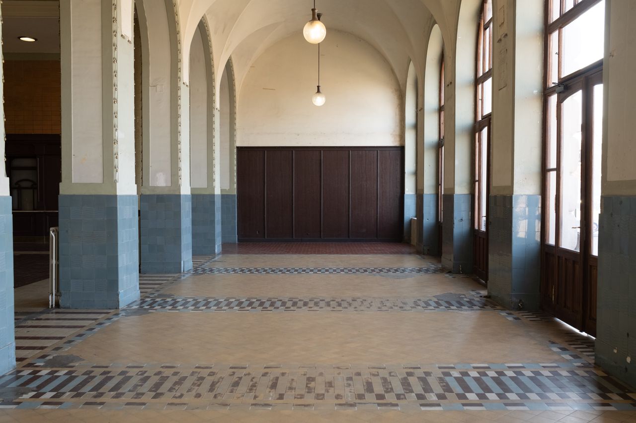 Prague train station entrance hall