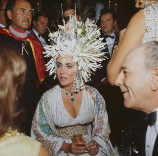 elizabeth taylor headpiece