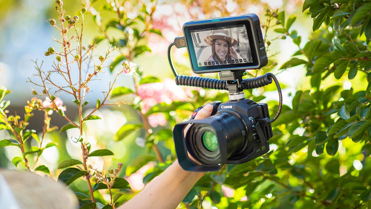 Best on-camera monitors in 2023: external screens and video recorders for filmmakers