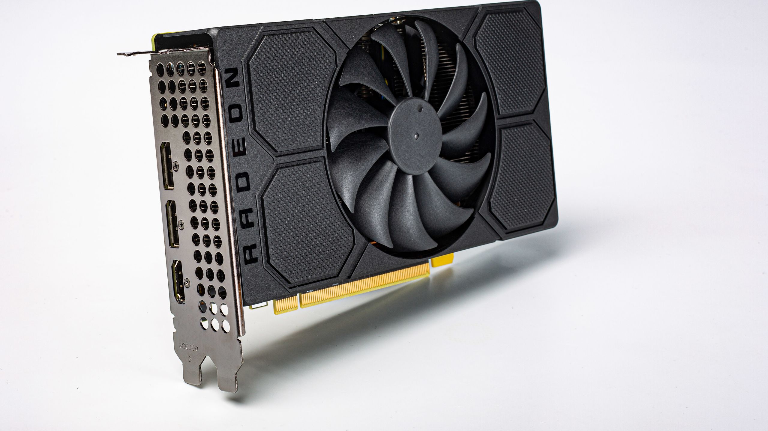 Early AMD Radeon RX 5500 OEM Testing Shows RX 580-Level Performance ...