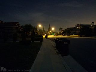 Nokia Lumia 920 Night Photo