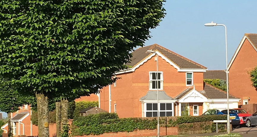 you-can-buy-a-five-bedroom-detached-house-for-2-3-1556669984-4NQQ-column-width-inline