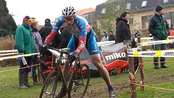 Jim Lennon (TIAA-CREF) navigating a slippery corner at Diegem