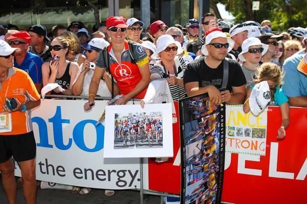 Armstrong fans waited patiently to hopefully get his autograph.