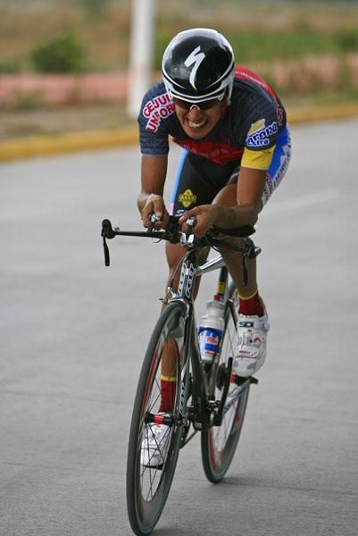 Bernardo Colex (Amore e Vita) won the men's time trial