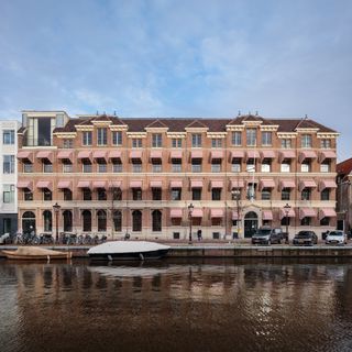 Exterior of Prinsengracht venue by Fosbury & Sons