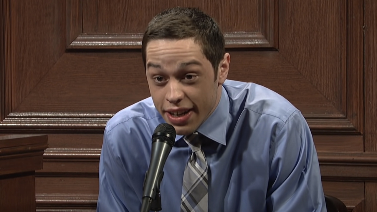 Pete Davidson giving a court testimony on Saturday Night Live