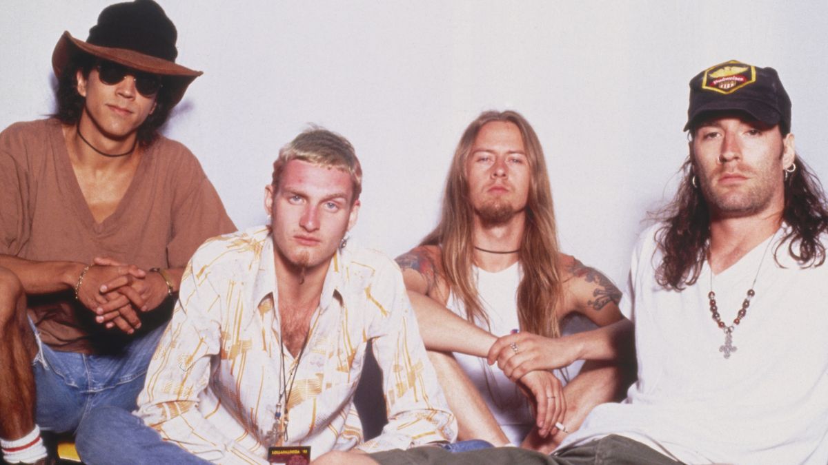 Alice In Chains are releasing just 3000 copies of their 30th anniversary Dirt box set and we'll fight you for one