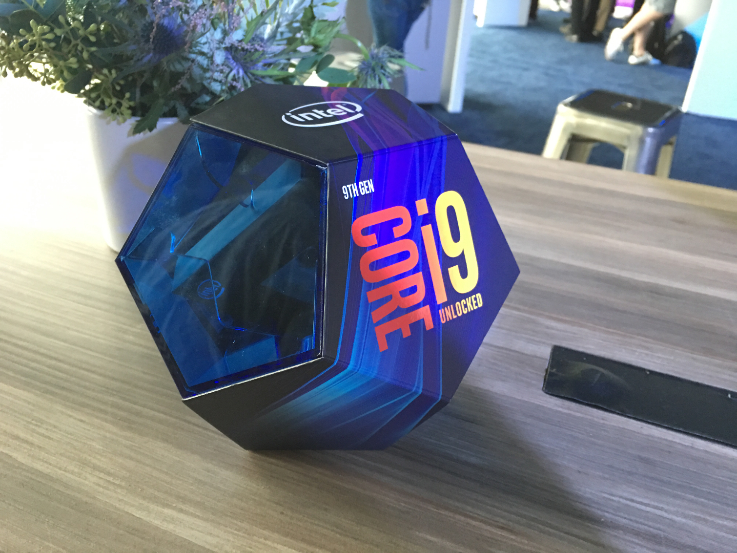 Intel Announces 9th Generation Core CPUs, Eight-Core Core i9-9900K