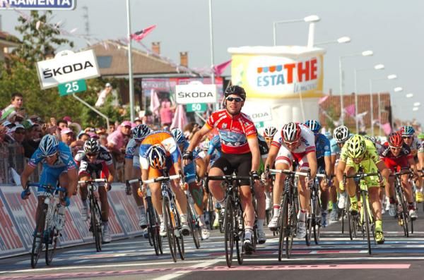Sky worked hard to deliver Mark Cavendish to the line