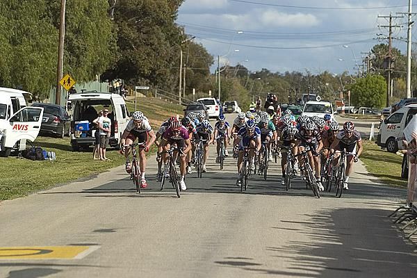 The peloton charges to the line in Tooleybuc.