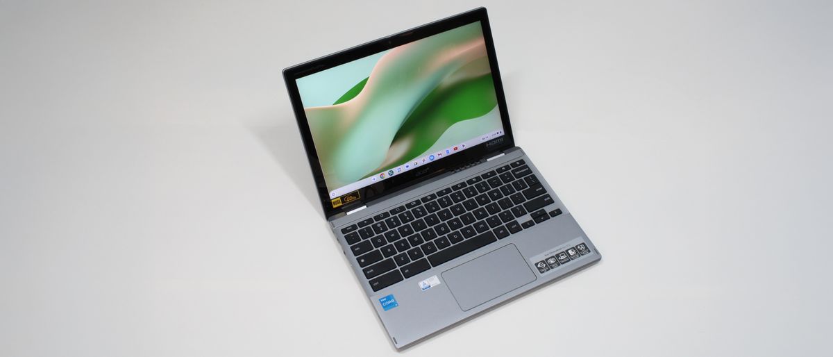 I spent a week using this sub-$500 2-in-1 Chromebook — I can't believe how much better they are in 2025