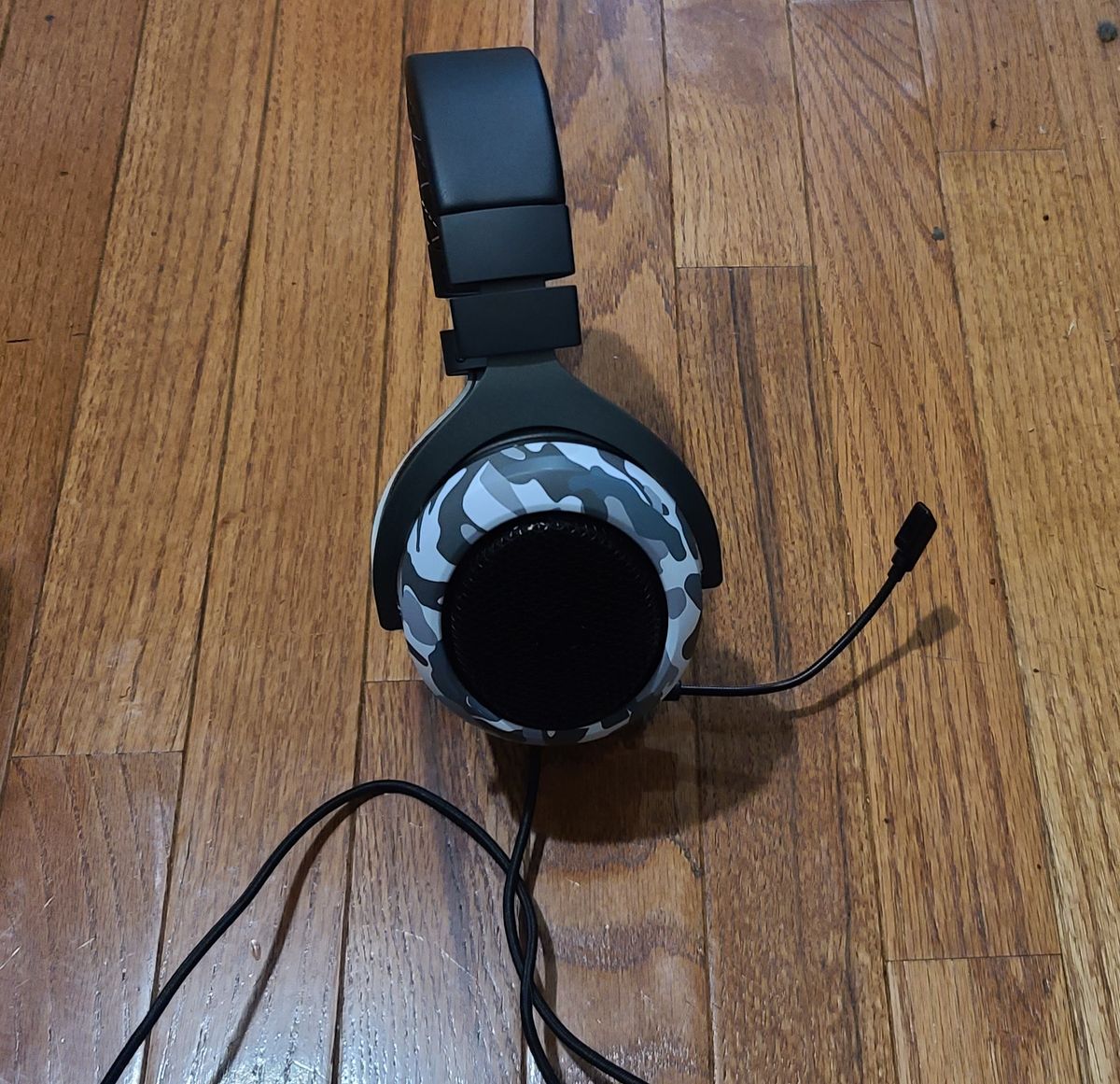 Corsair HS60