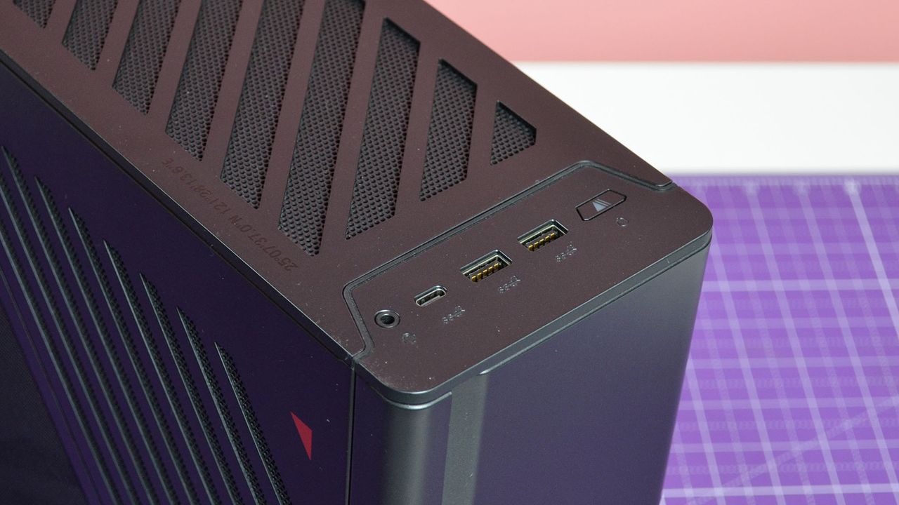 An Asus ROG G22CH on a desk