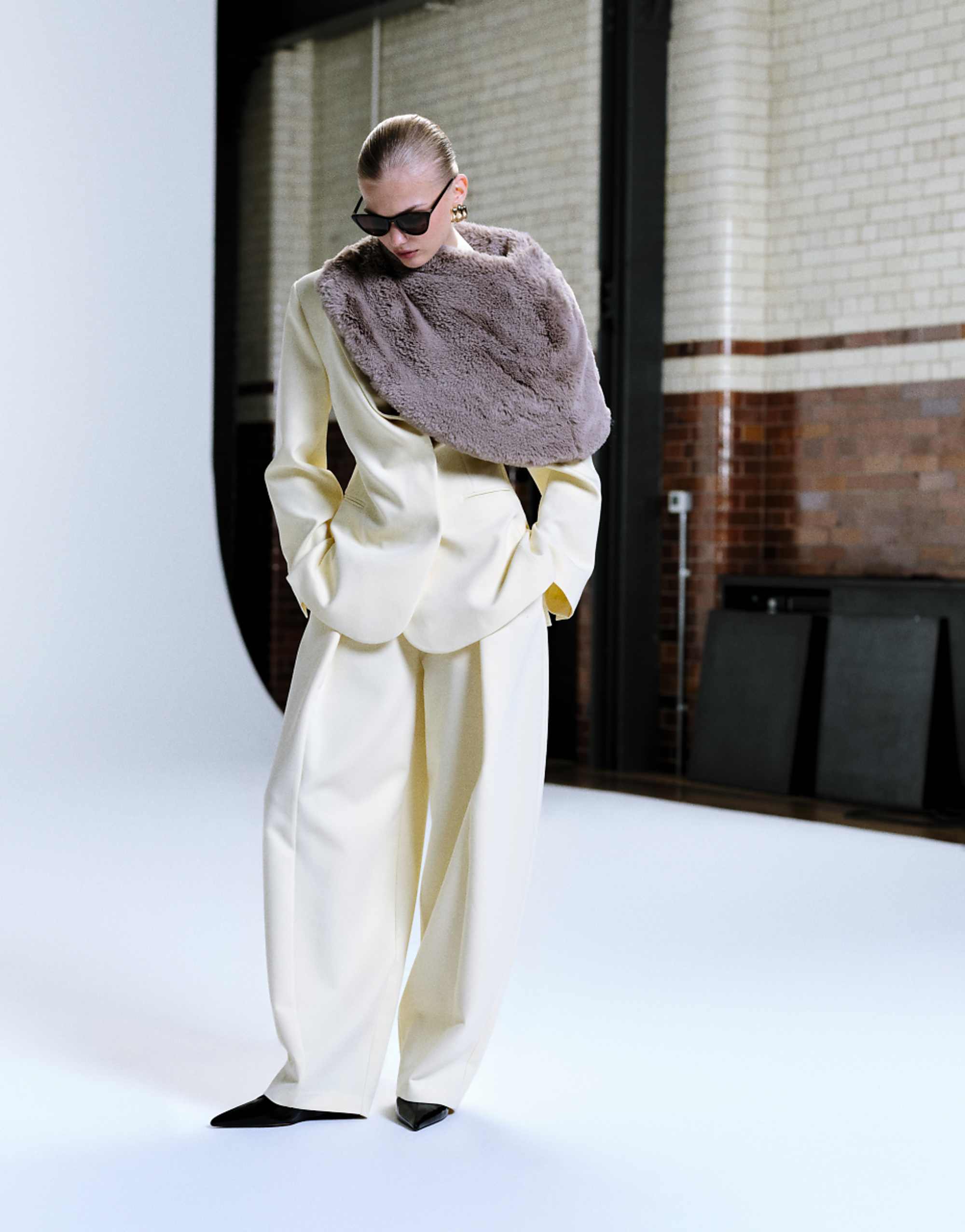Asos Design Relaxed Barrel in Yellow