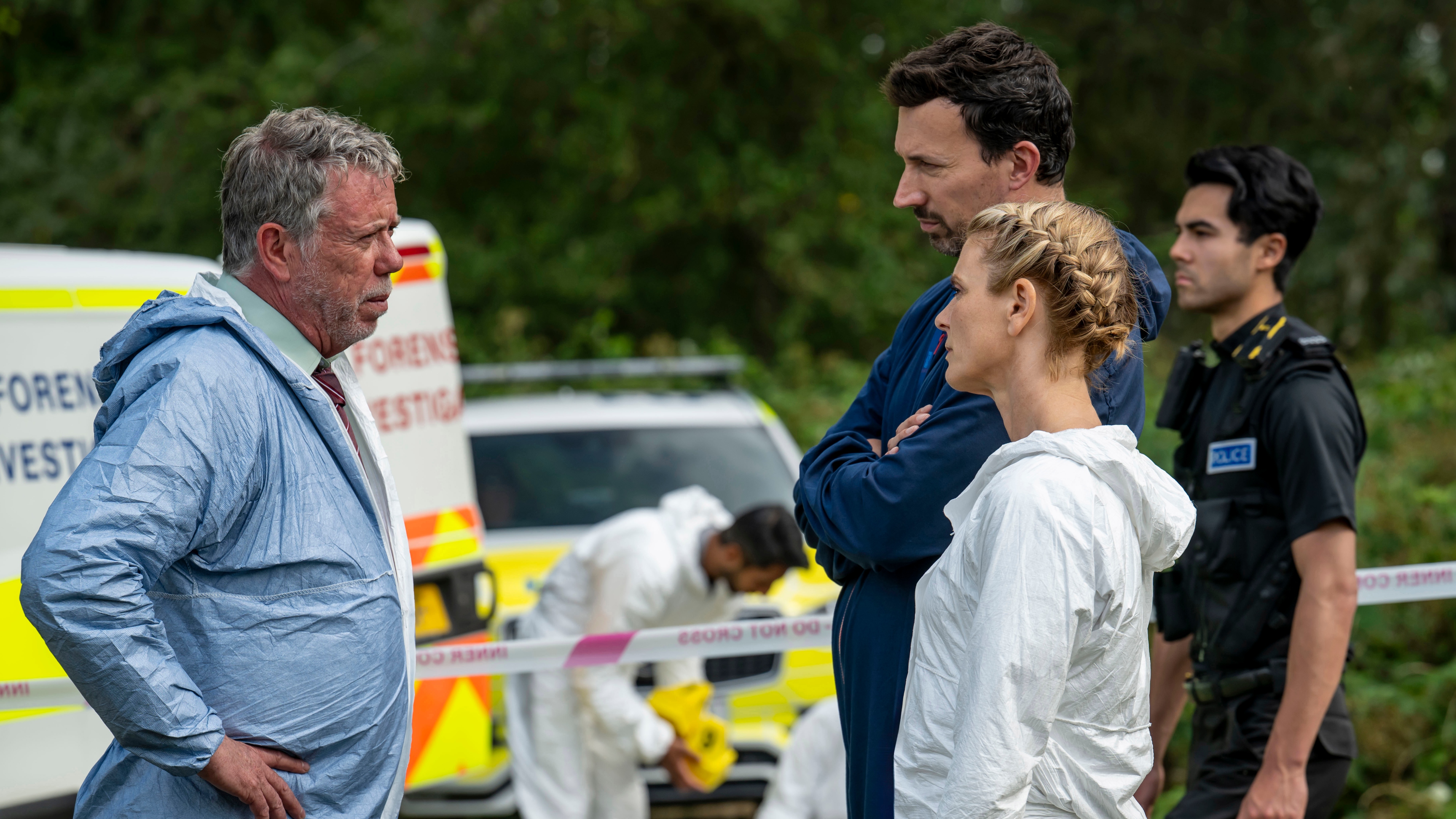 Fred Casey (SEAN GILDER), Jack Hodgson (DAVID CAVES) &amp;amp; Dr Nikki Alexander (EMILIA FOX)