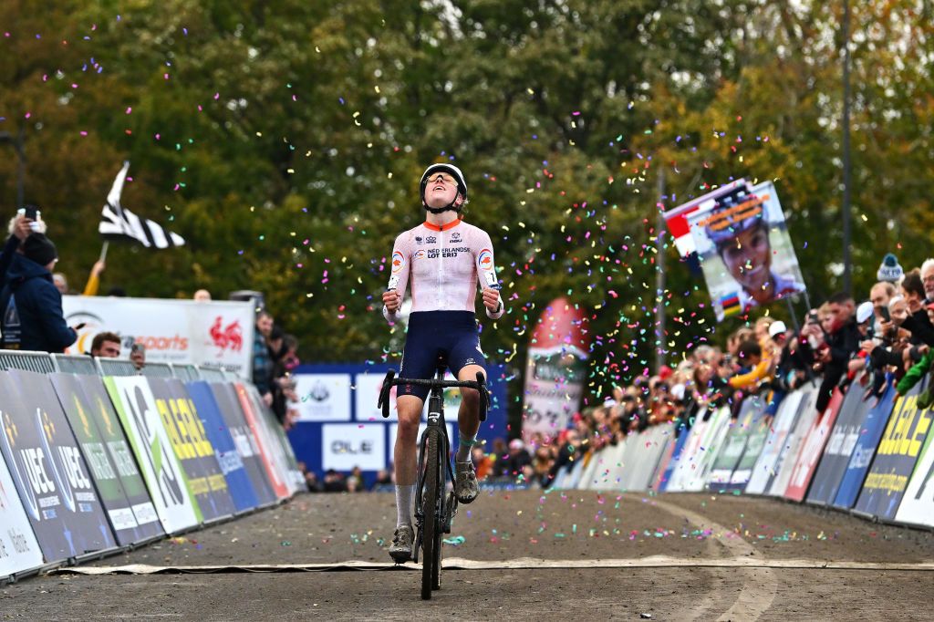NAMUR BELGIUM NOVEMBER 05 Fem Van Empel of The Netherlands celebrates at finish line as race winner during the 20th UEC European Cyclocross Championships 2022 Womens Elite EuroCross22 on November 05 2022 in Namur Belgium Photo by Luc ClaessenGetty Images