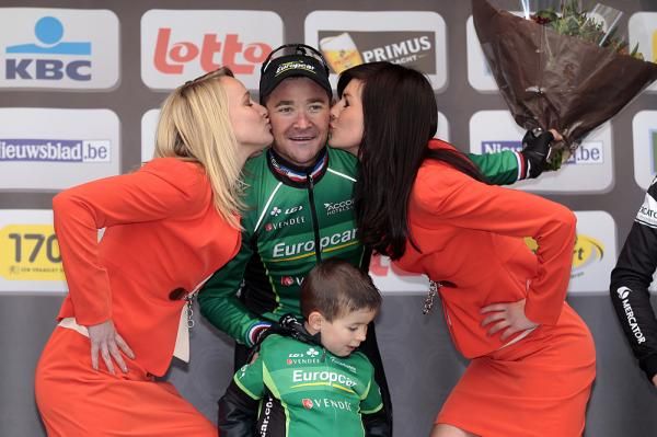 Voeckler's son enjoys his time on the podium