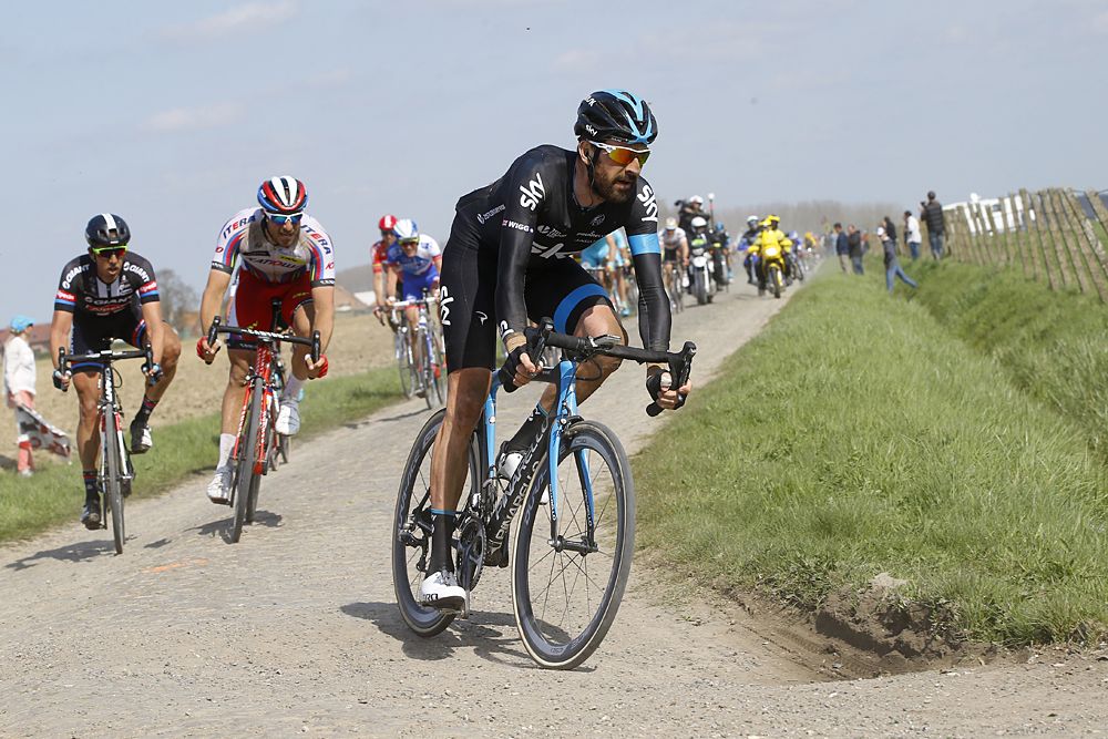 Bradley Wiggins went on the attack but couldn't make it stick