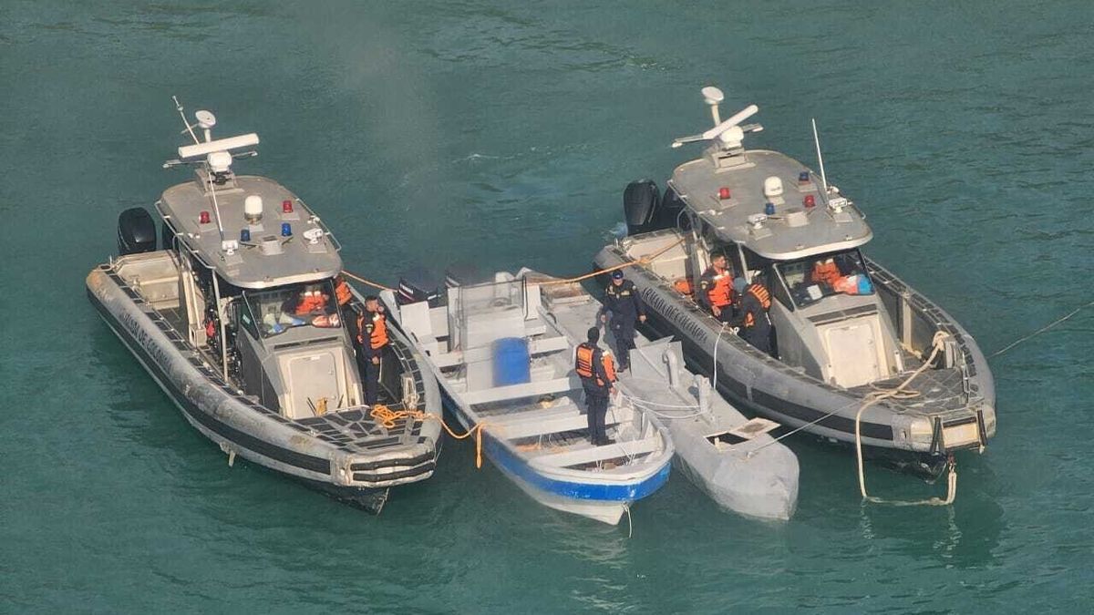 Starlink-powered drone narco-sub intercepted by Colombian Navy — boat was converted into a drone for uncrewed smuggling