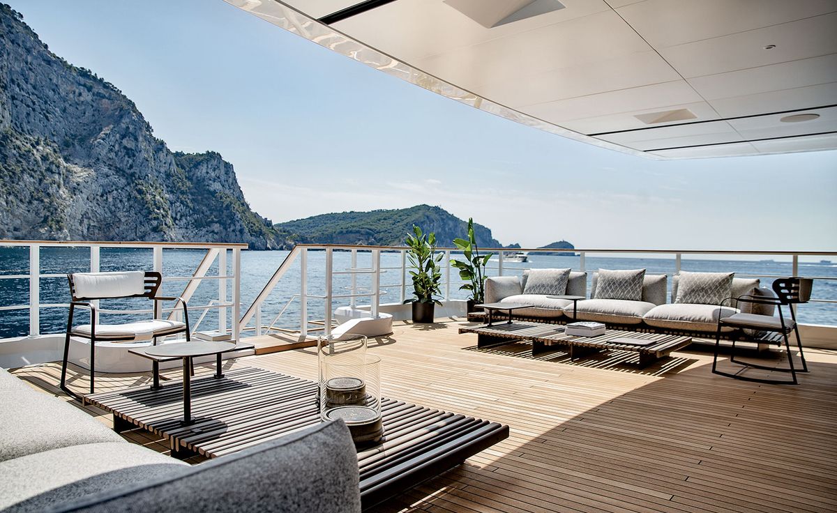 Giorgetti Creates Interiors For Benetti B.Yond Yacht | Wallpaper