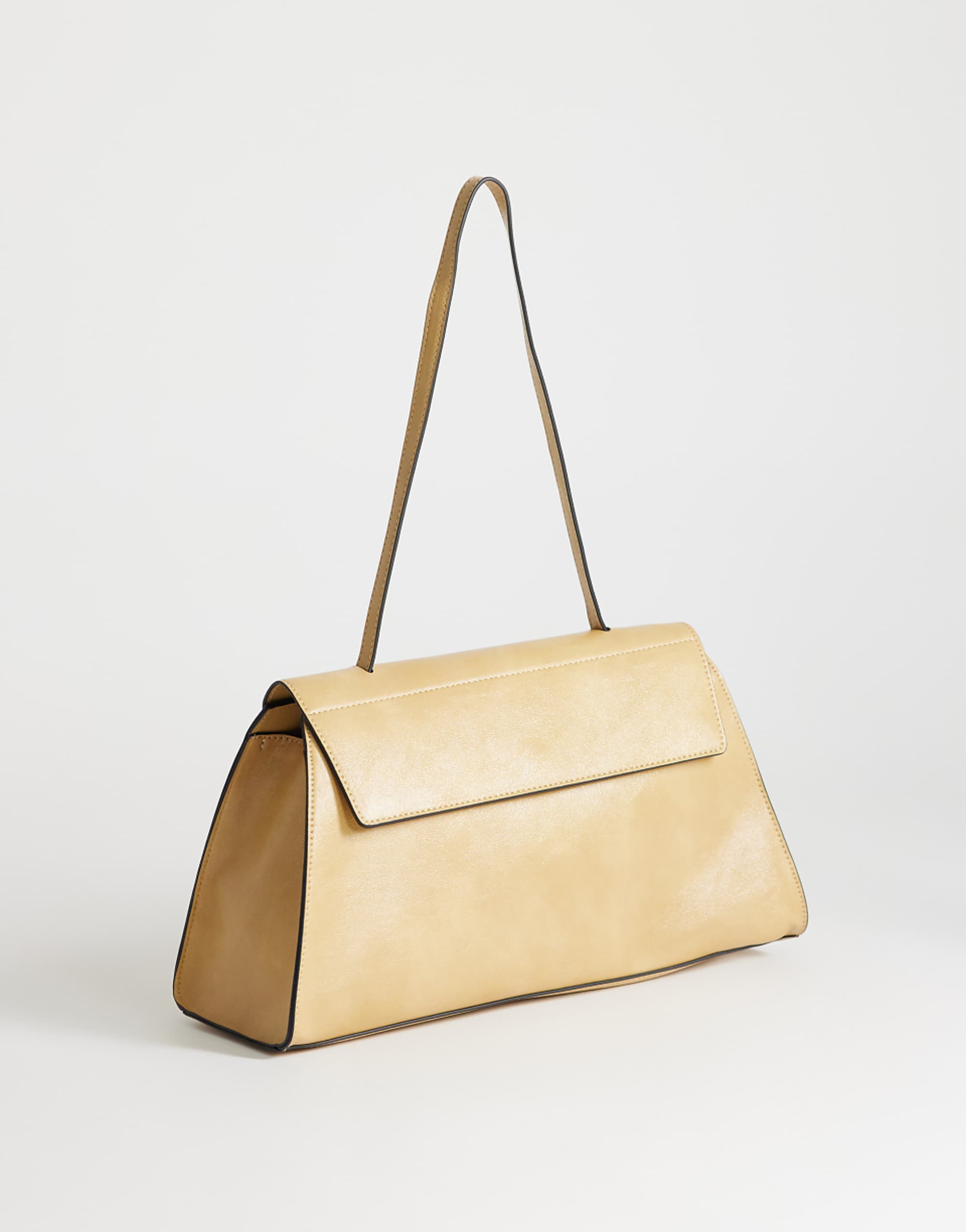 Topshop Stevey Medium Shoulder Bag in Buttermilk