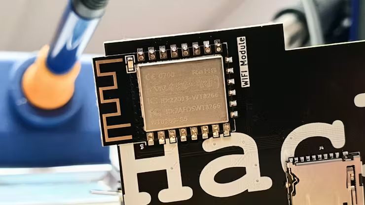 The Raspberry Pi Rp2040 Hackbat Is An Open Source Swiss Army Knife Pen