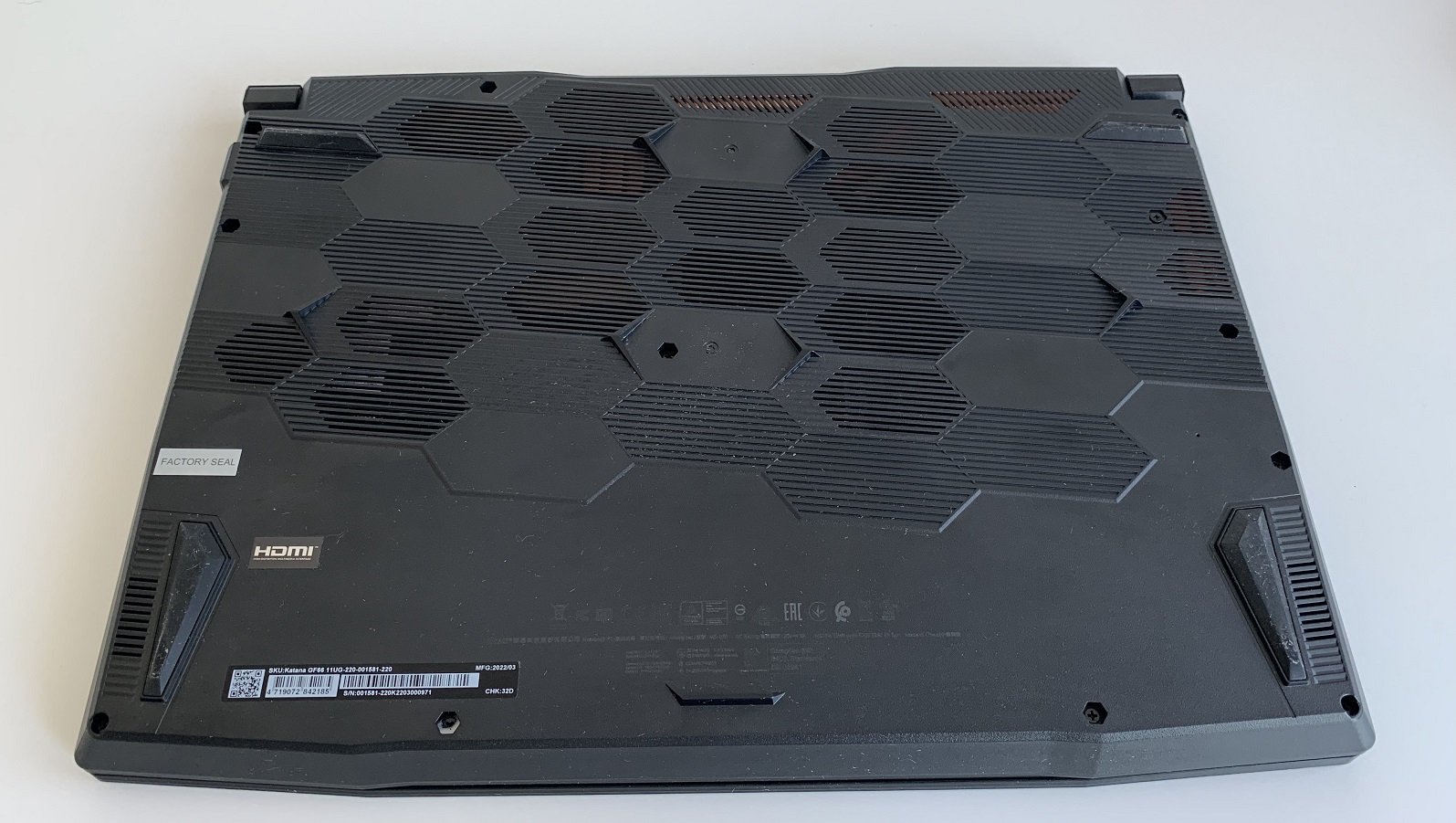 MSI Katana GF66 11UG-220