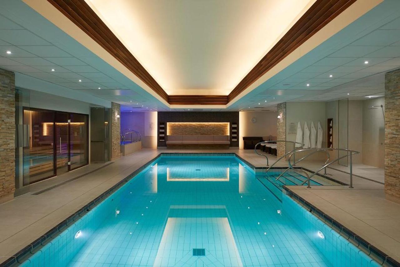The pool at The Landmark London