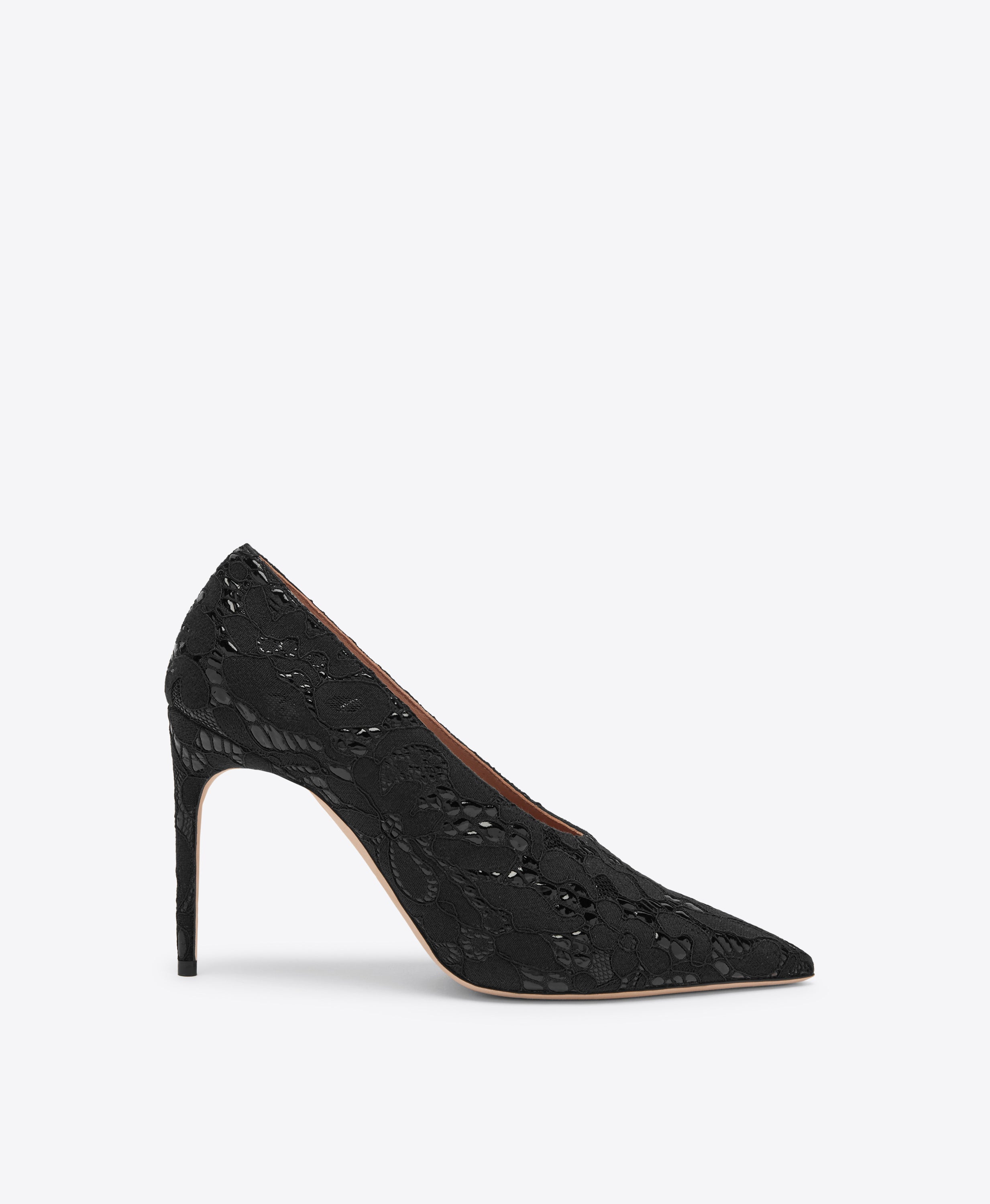 Tippi 90 Black Lace Gloss Pumps
