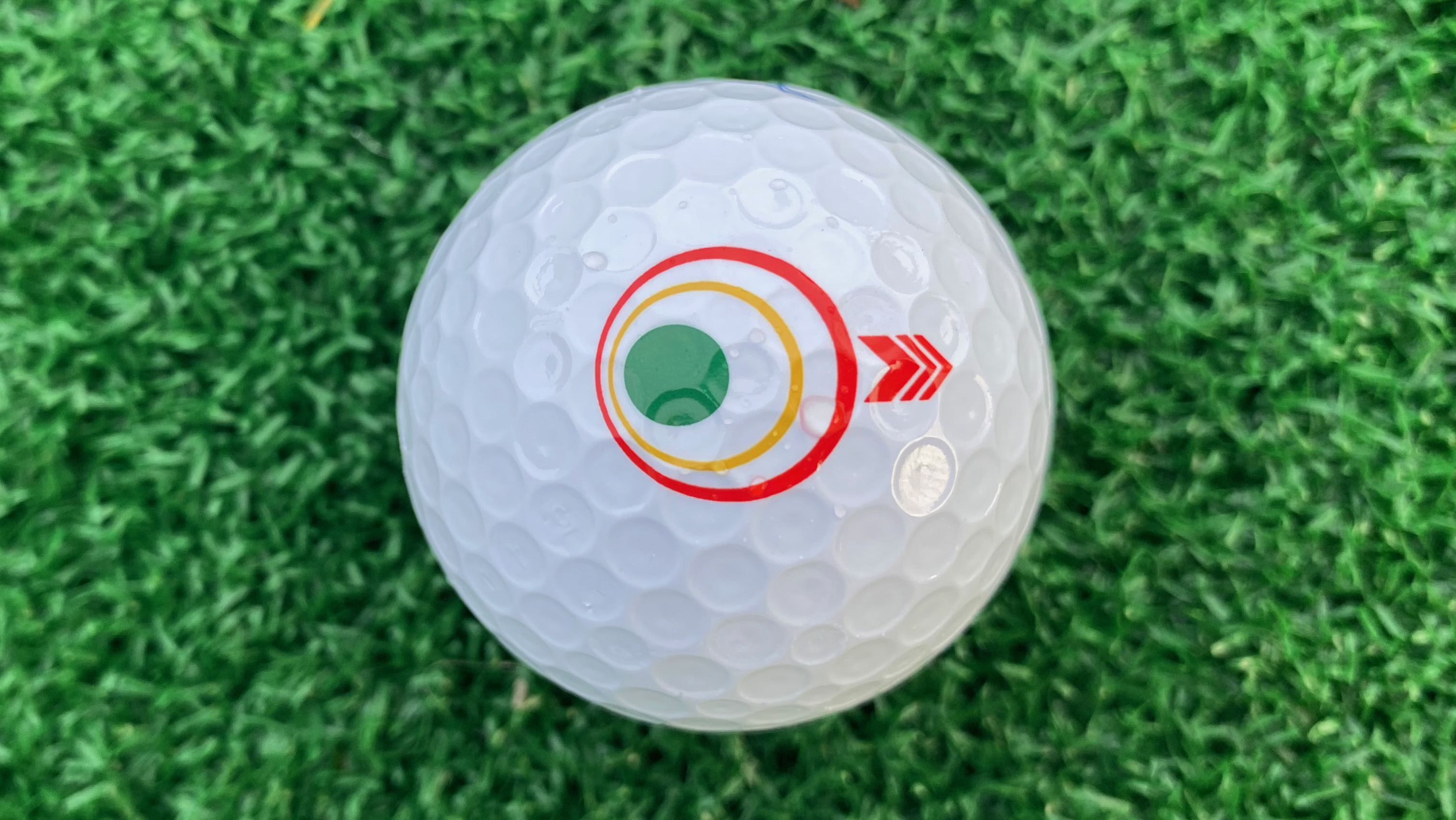 Photo of the Bridgestone 2024 Tour B XS Golf Ball