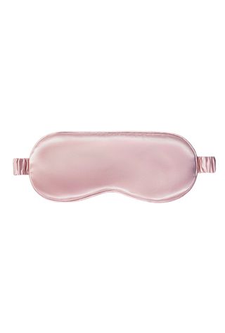 xeMWxttEntipoYYAUPFKXE-320-80 منتجات ميراندا كير المفضلة ونصائح جمال فيكتوريا سيكريت الملاك