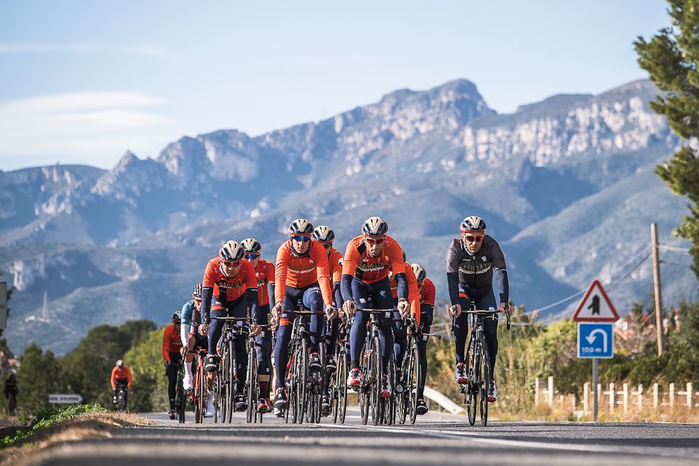 Mountains provide the backdrop for Bahrain-Merida's training in Catalunya