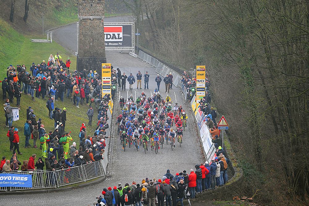 The start of the women's World Cup in Namur