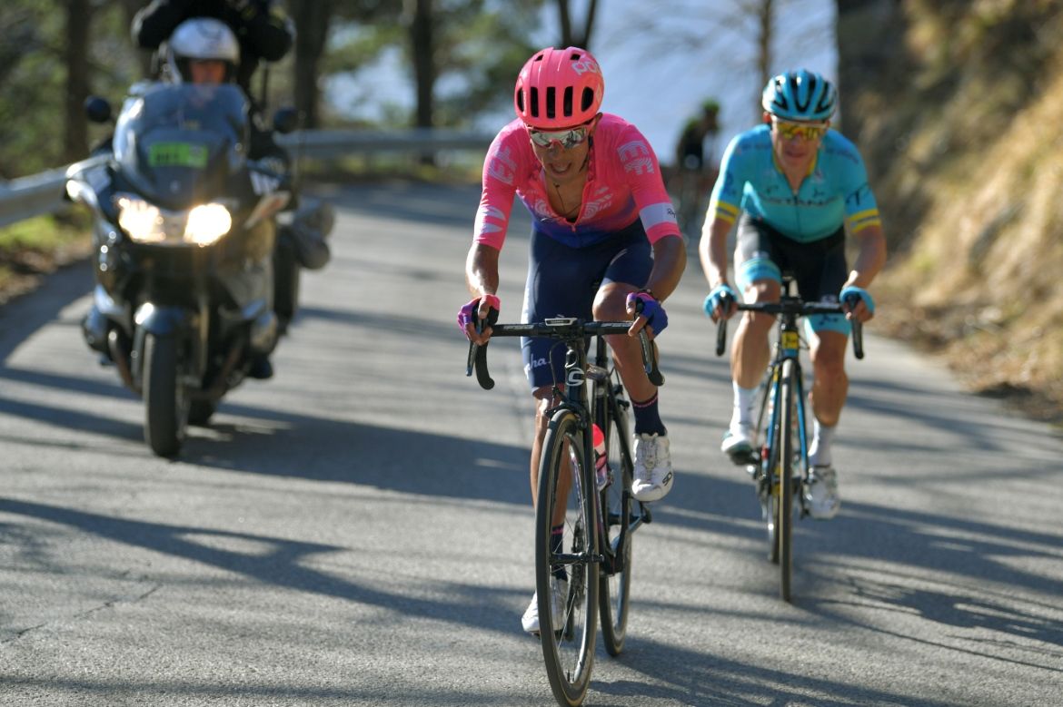 Daniel Mart&iacute;nez (EF Education First) leads Miguel &Aacute;ngel L&oacute;pez (Astana) in the final kilometre of stage 7