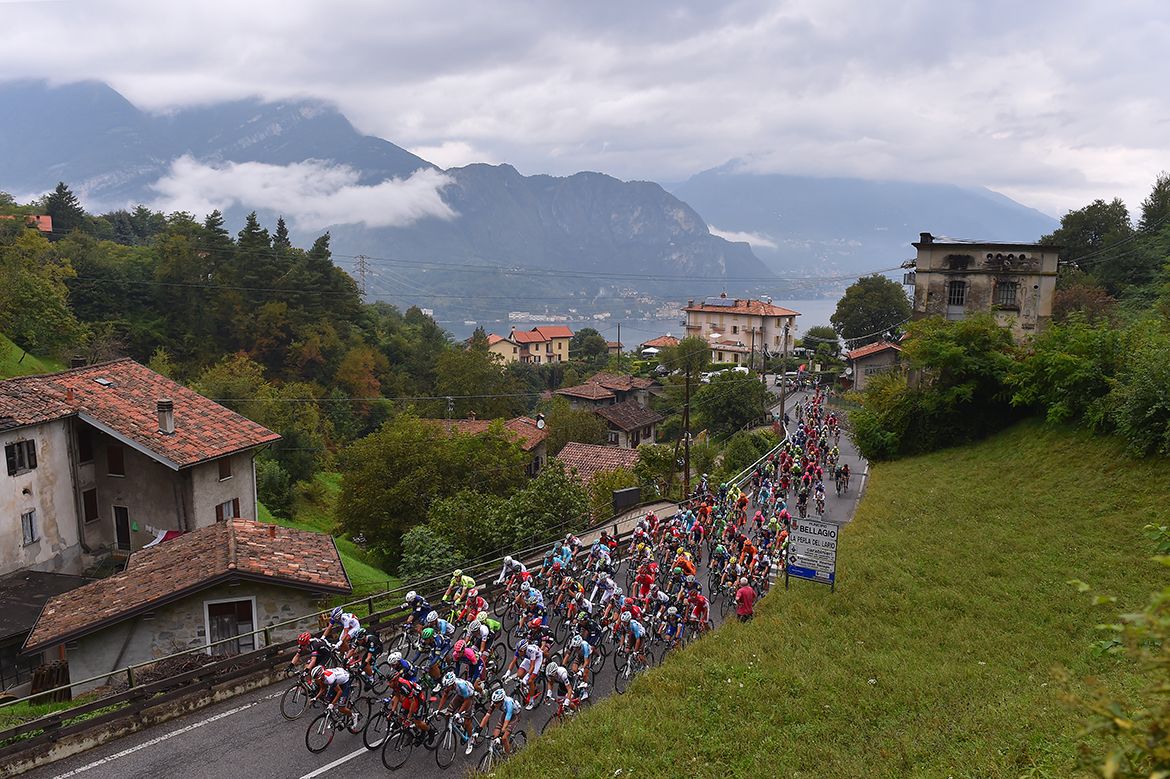 The 2016 Il Lombardia climbs out of Bellagio