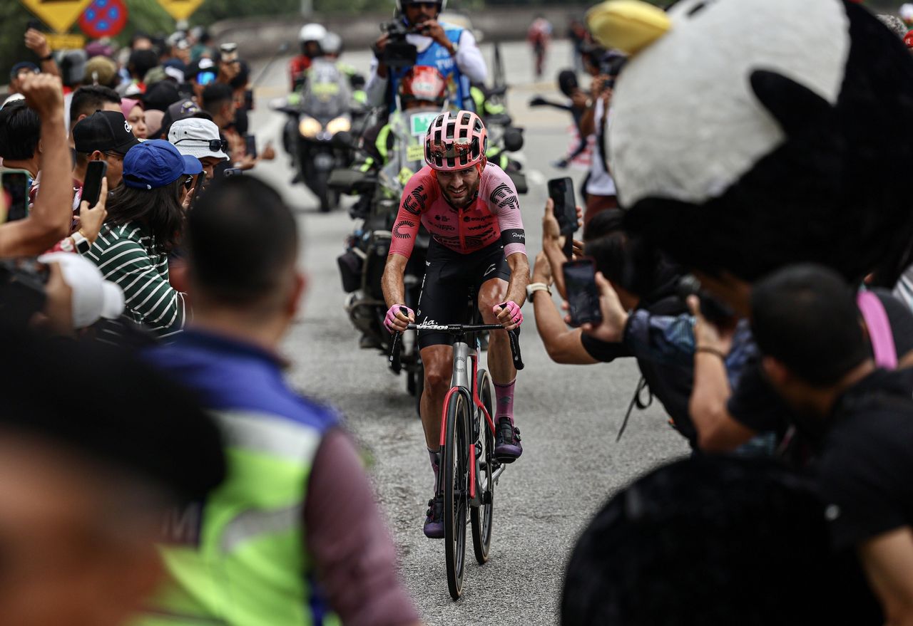 Simon Carr on stage 5 of the Tour de Langkawi