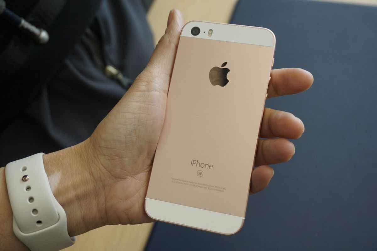 Iphone Xs Buying Guide Who Should Upgrade Tom S Guide Iphone Xs Buying Guide Who Should Upgrade Tom S Guide