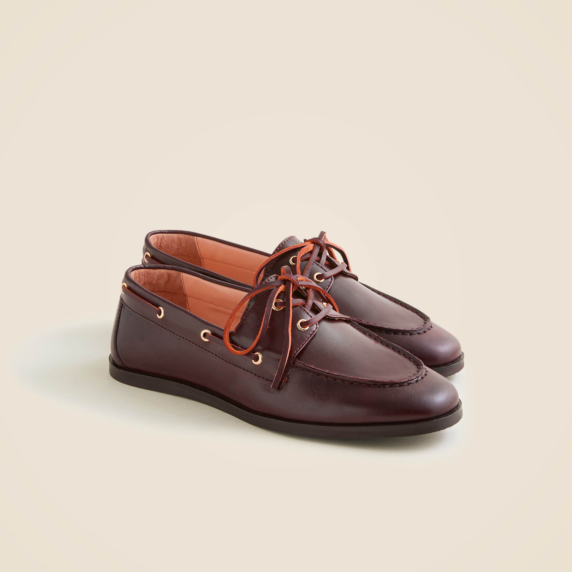 Boat Shoes in Leather
