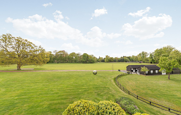 landandstables