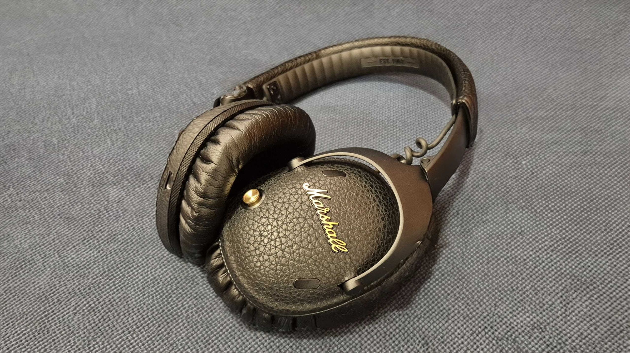【美品】Marshall Monitor III A.N.C. Amazon.com: Marshall Monitor III A.N.C. Over-Ear Bluetooth