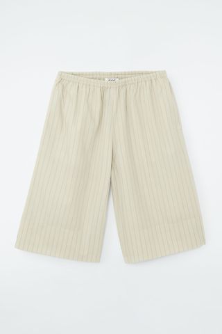 Pinstriped Knee-Length Shorts