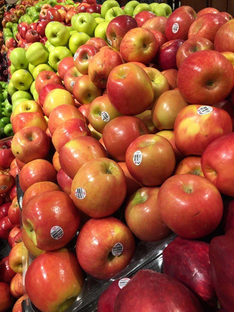 &hellip; versus Apple iPhone 6