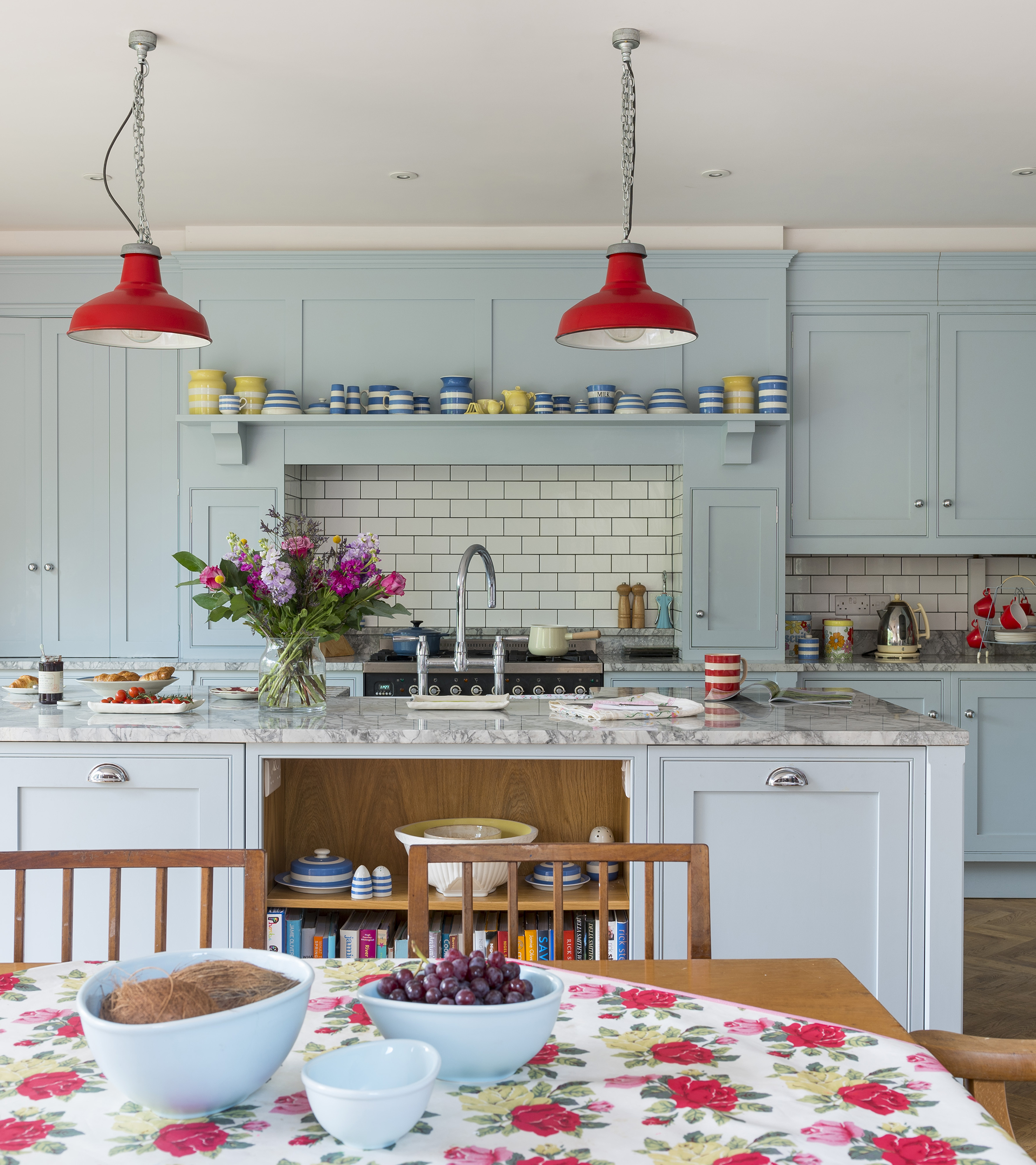 Shaker kitchens design tips and ideas to create your classic ...
