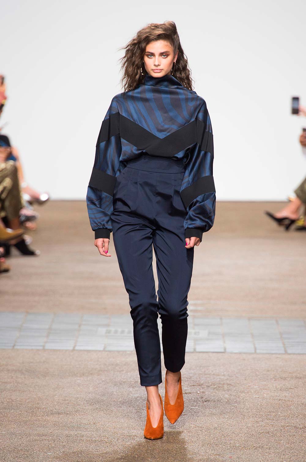 Topshop-Unique-Spring-summer-2017-LFW-02