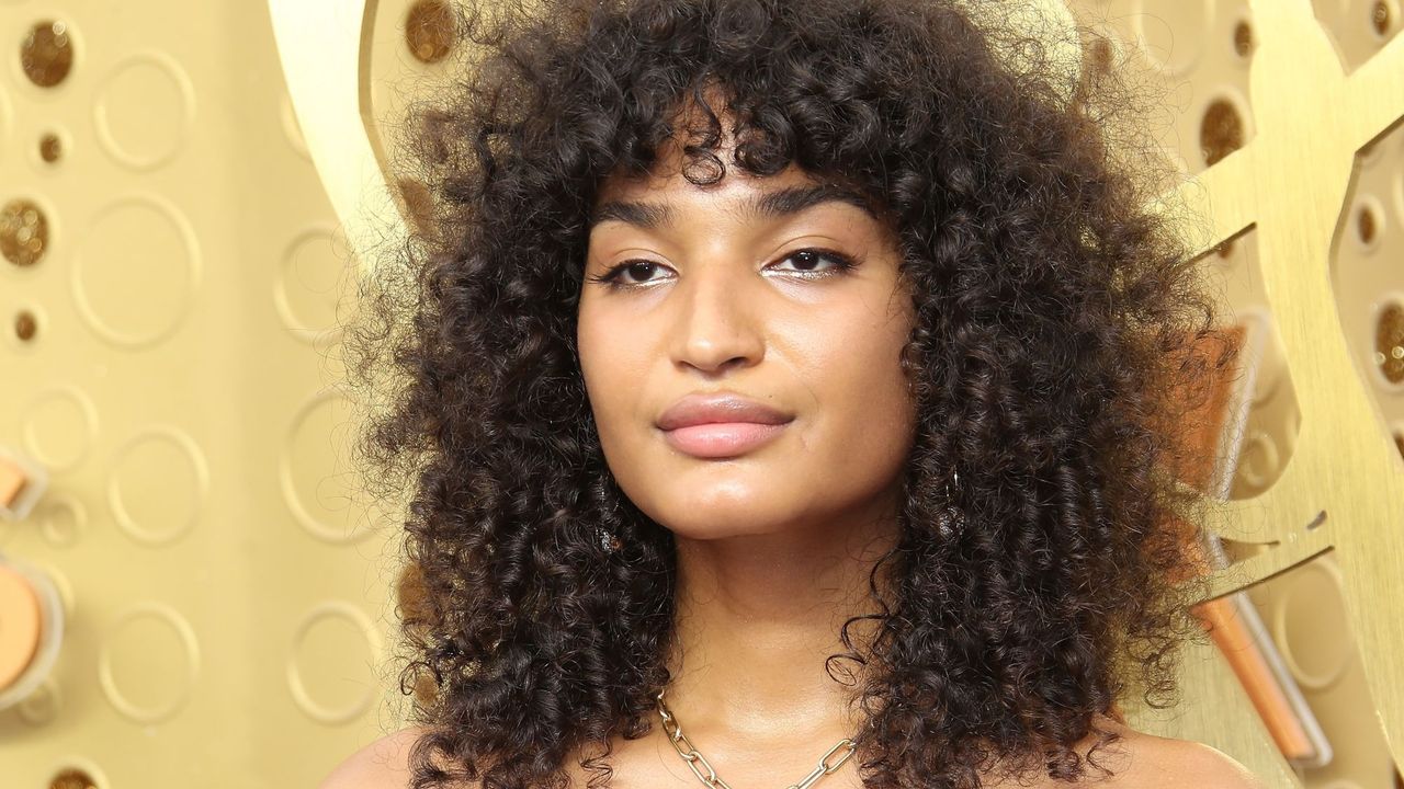 Indya Moore with loose hair