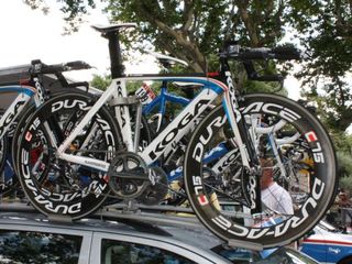 The Skil-Shimano team-issue Koga time trial bikes are fitted with PRO integrated aerobars.